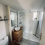 Merbella Confort Et Piscine فالراس بلاج